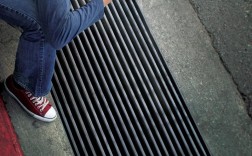 广告素材创意如何做出吸睛图片？