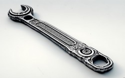 创意小扳手火了？这种设计真能提升效率吗？