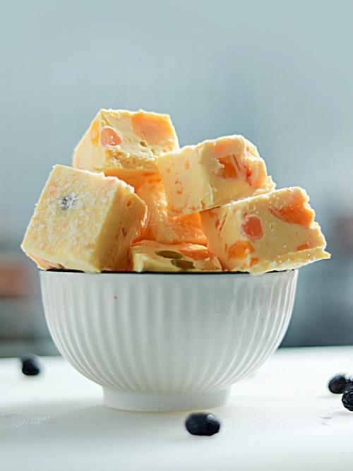 炒酸奶创意广告图-图2 炒酸奶创意广告图-图2