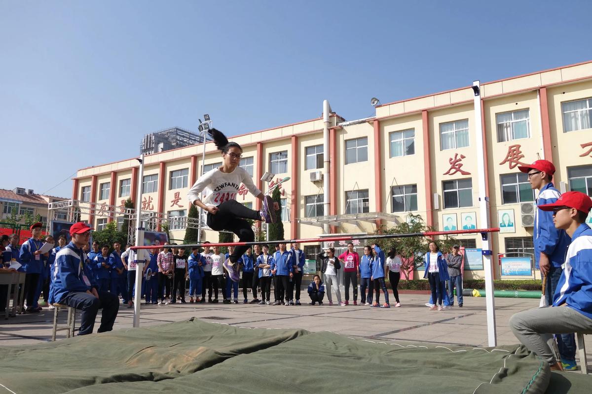 跳高技巧女生-图3 跳高技巧女生-图3