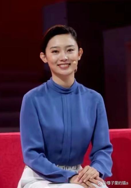 主持眼神技巧有哪些关键要点？-图2