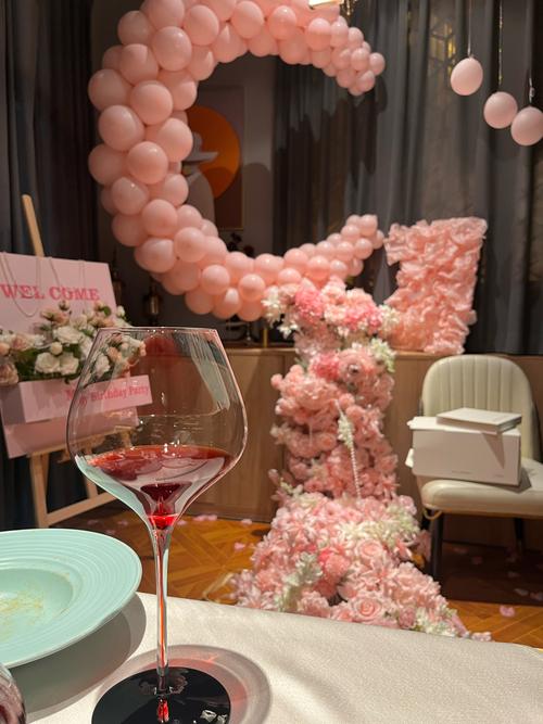 情人节创意摆台-图3 情人节创意摆台-图3