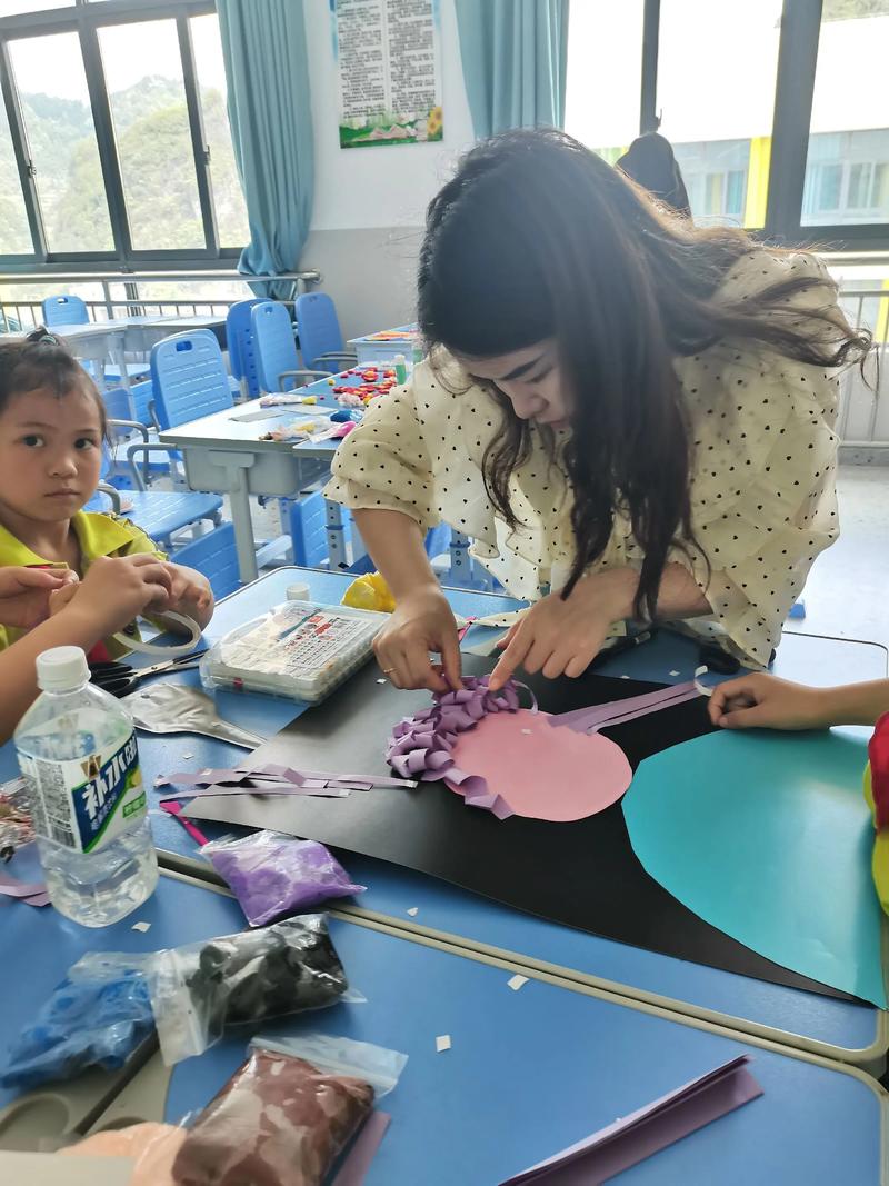 创意贴画人物-图1 创意贴画人物-图1