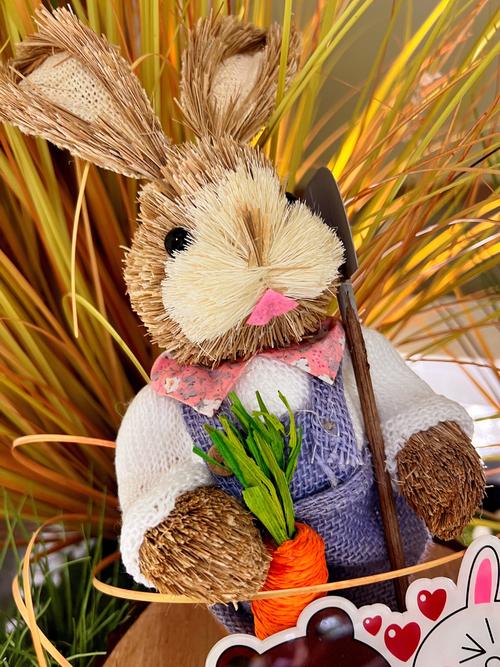 创意轮胎兔子,废旧轮胎如何变身萌兔?-图3 创意轮胎兔子,废旧轮胎如何变身萌兔?-图3