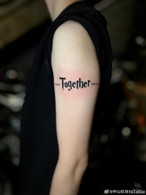 创意英文字母纹身，创意英文字母纹身图案-图1