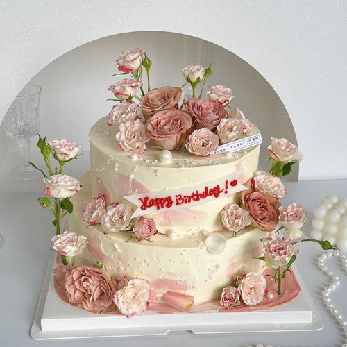 双层创意蛋糕，双层创意蛋糕图片-图1