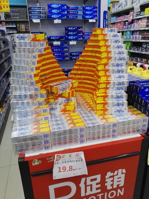 牙膏创意造型图片大全，这些脑洞大开的牙膏设计，实用性和美观度该如何平衡？-图3