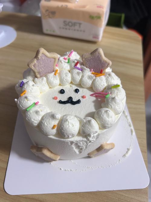 创意DIY手工蛋糕图片如何激发灵感？新手如何从零开始复刻这些独特造型？-图1