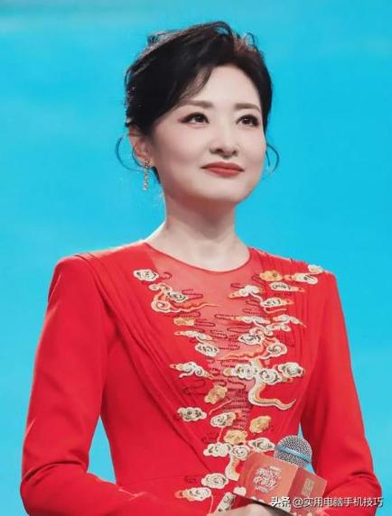 掌握主持眼神技巧的关键,如何通过眼神交流提升现场感染力与互动效果?-图3 掌握主持眼神技巧的关键,如何通过眼神交流提升现场感染力与互动效果?-图3