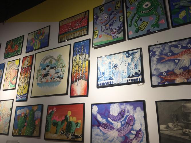 创意画展布置效果图如何呈现独特创意?-图1 创意画展布置效果图如何呈现独特创意?-图1