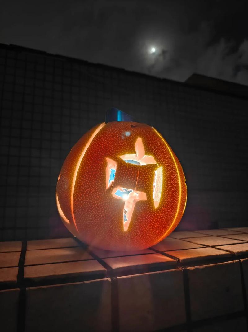 创意柚子皮灯笼-图1 创意柚子皮灯笼-图1