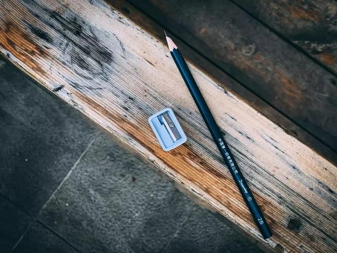 铅笔创意摆拍有哪些惊艳灵感?-图3 铅笔创意摆拍有哪些惊艳灵感?-图3