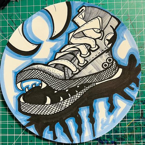 鞋子图形创意同构如何实现视觉创新?-图1 鞋子图形创意同构如何实现视觉创新?-图1