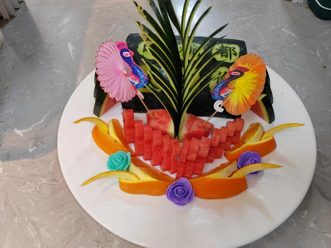 创意水果拼盘风景，如何拼出自然之美？-图2