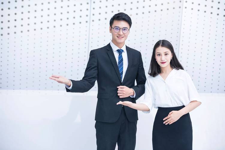 商务交谈有哪些必备技巧？-图3