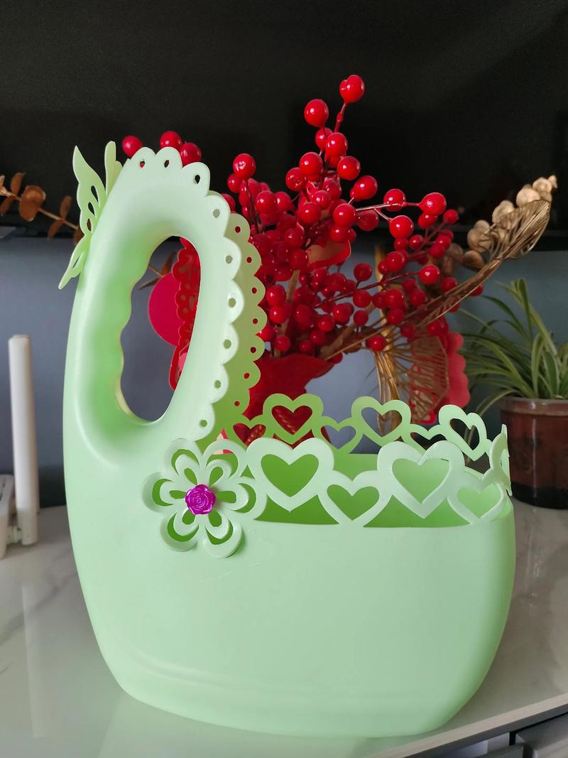 废塑料瓶创意手工花盆，废塑料瓶创意手工花盆视频-图2