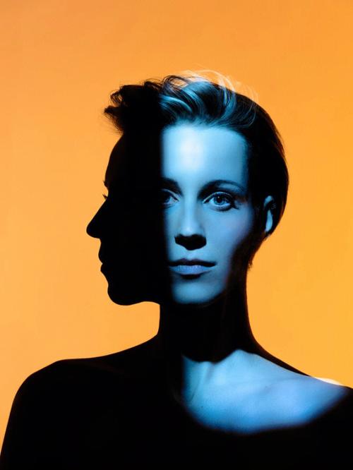 摄影创意广告如何拍出惊艳效果？-图2