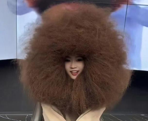 夸张创意发型，脑洞能有多大？-图1