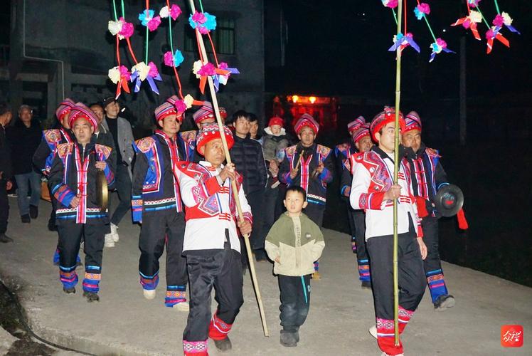 踩花灯技巧-图2