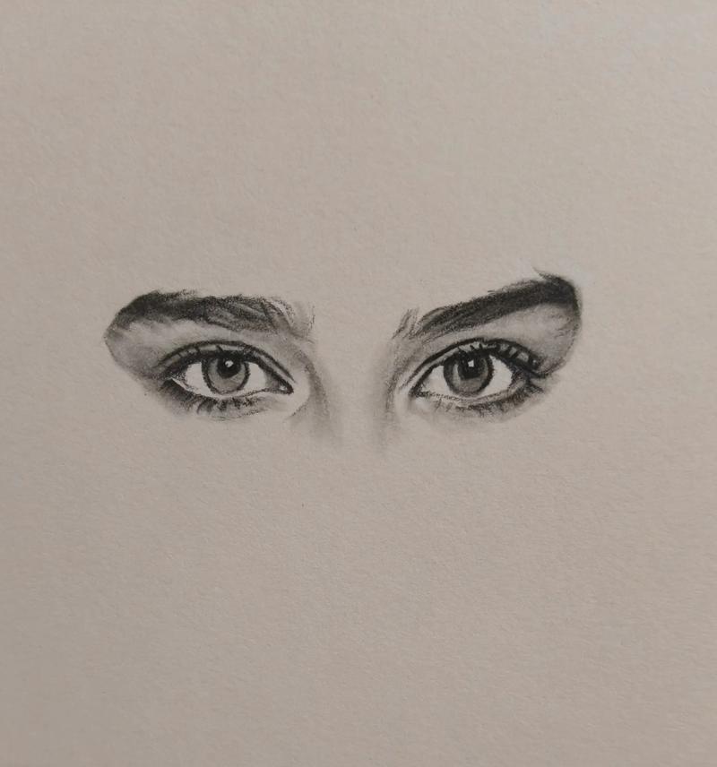 创意眼影素描，如何用笔触晕染色彩灵感？-图1