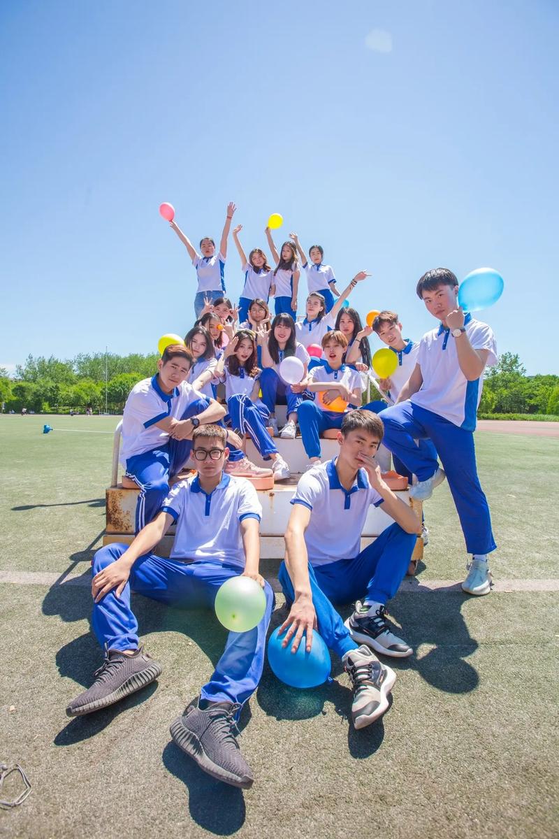 毕业照片教室创意，怎么拍出独特记忆？-图2