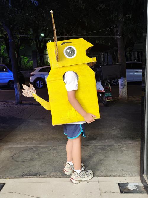 纸箱做的创意手工图片-图3